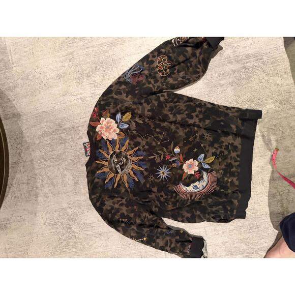 NWOT Johnny Was CELESTIN embroidered SIDE SLIT SWEATSHIRT az XL - Picture 4 of 6